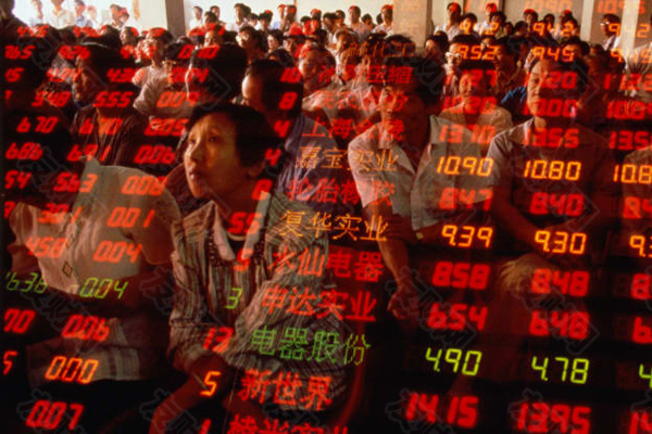 中国股市市值超过10万亿美元 创下历史新高