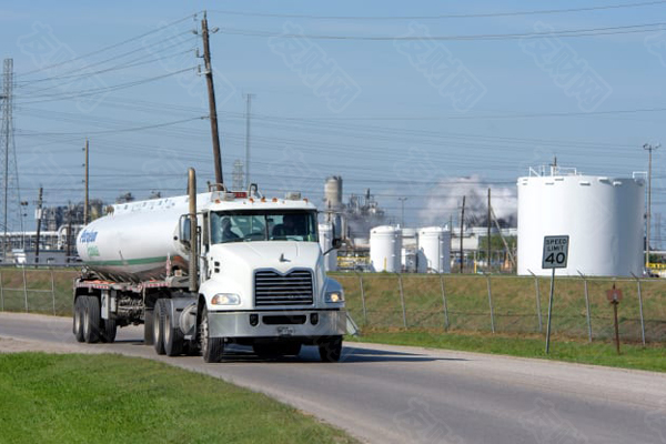 天然气价格高企可能导致每日200万桶石油的额外需求