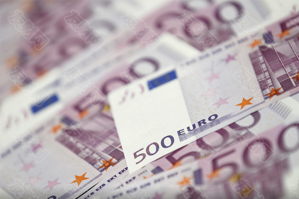 欧元接近三周高位 但美联储即将收紧政策可能扶助美元