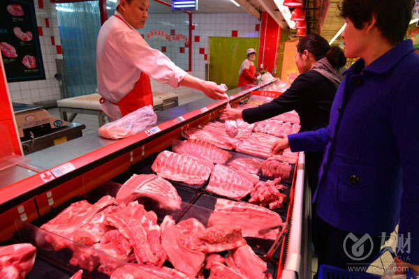 今年以来，中央储备冻猪肉收储动作频频，至今已经开展12批。不过，伴随猪价自3月底触底反弹，中央储备冻猪肉收储出现多次流拍。尽管业内预计大概率成交率会很低，但收储仍然发挥着“政策风向标”的作用。