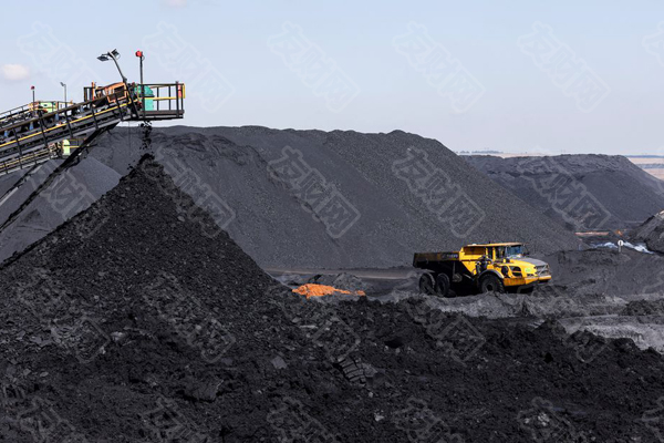 欧盟放宽限制后 俄罗斯煤炭出口大幅回升