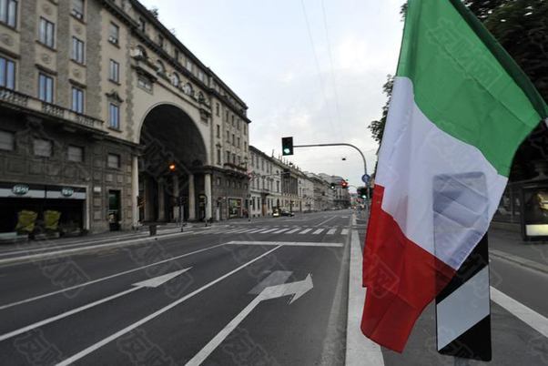 “非常愚蠢”：意大利的银行暴利税仍有争议 意大利政府坚称可以改进