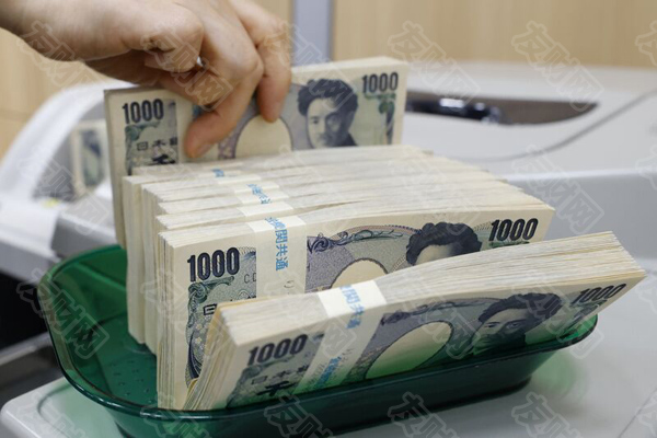 日元贬值引发干预威胁 美元延续上周以来的升势
