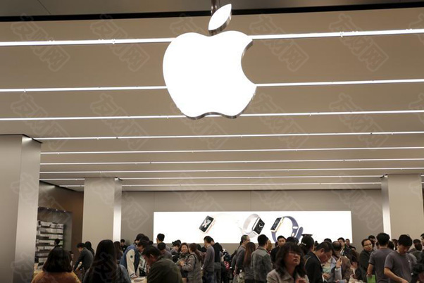 由于专利纠纷 苹果公司出人意料地决定在圣诞节前暂停部分Apple Watch手表的销售