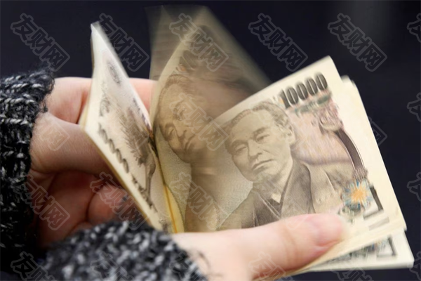 对冲基金和资产管理公司在日本央行表态期间做空日元