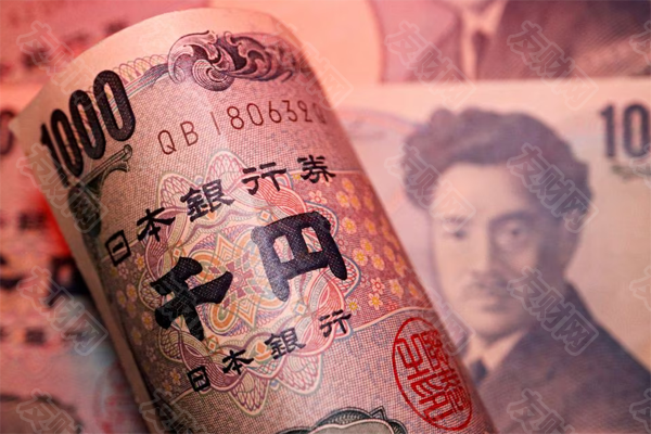 日元跌至1990年以来最低水平 日本财务大臣对日元疲软发出了迄今为止最强烈的警告