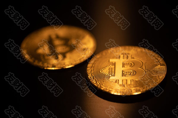 随着美国对伊朗的打击引发加密货币市场抛售 比特币一度跌破9.9万美元